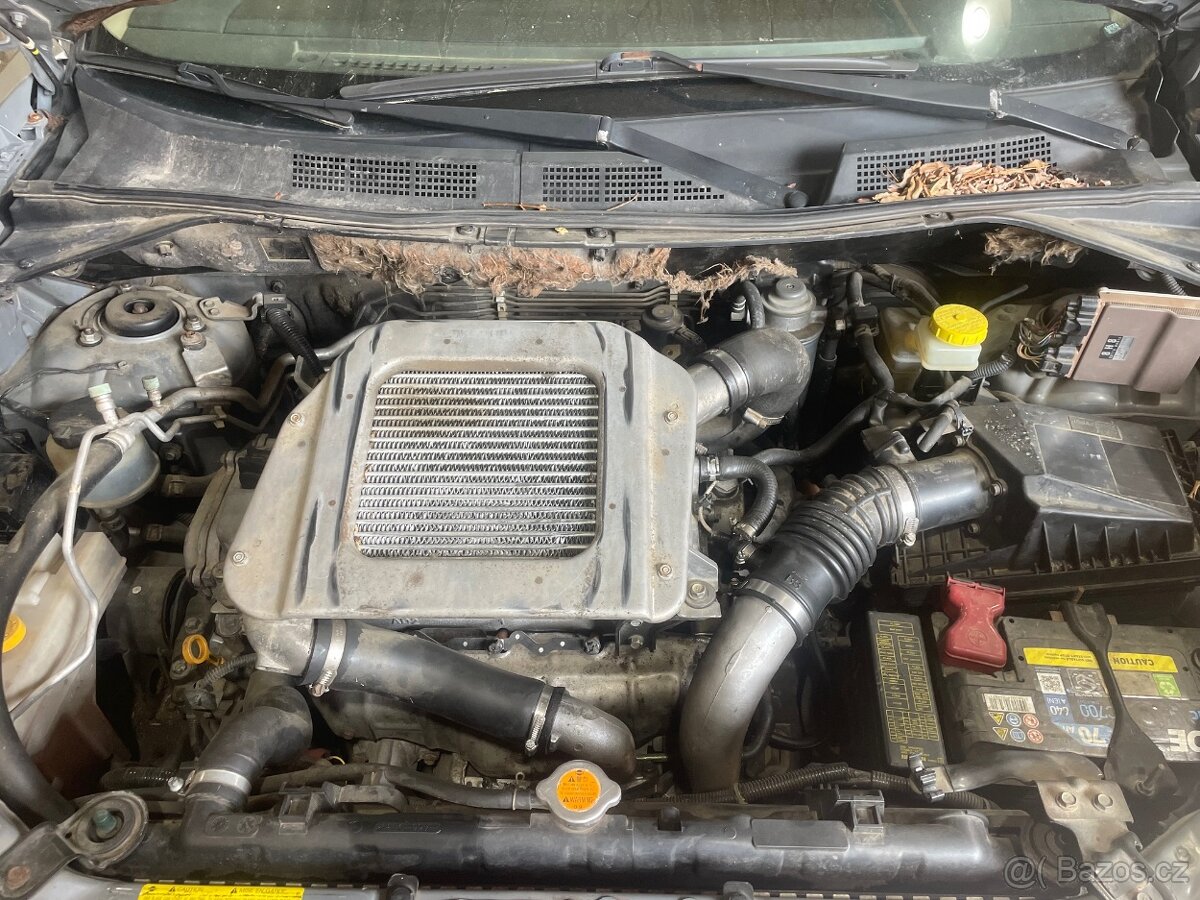 motor Nissan x-trail 2,2 84KW YD22