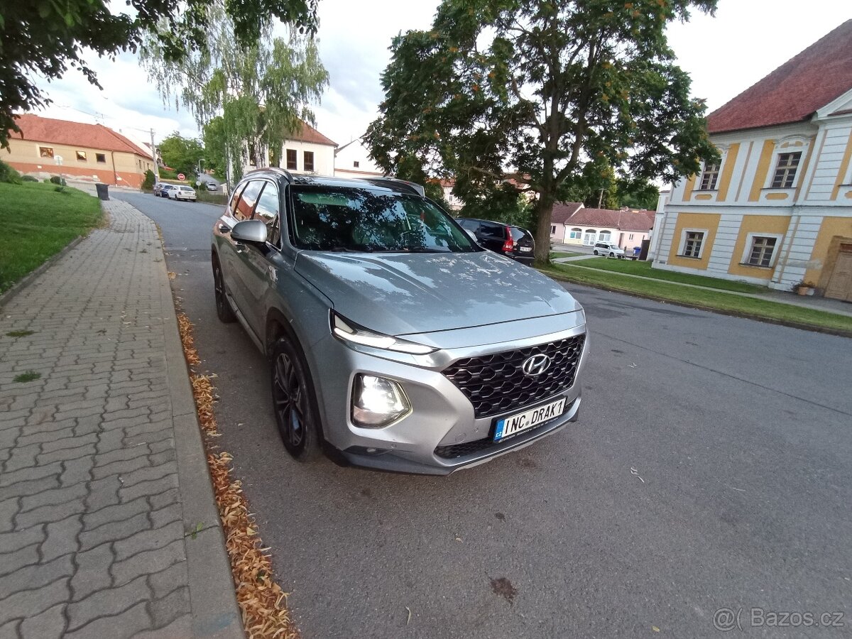 Prodám Hyundai Santa Fe 2.2 CRDI 4x4 - 2019, automat
