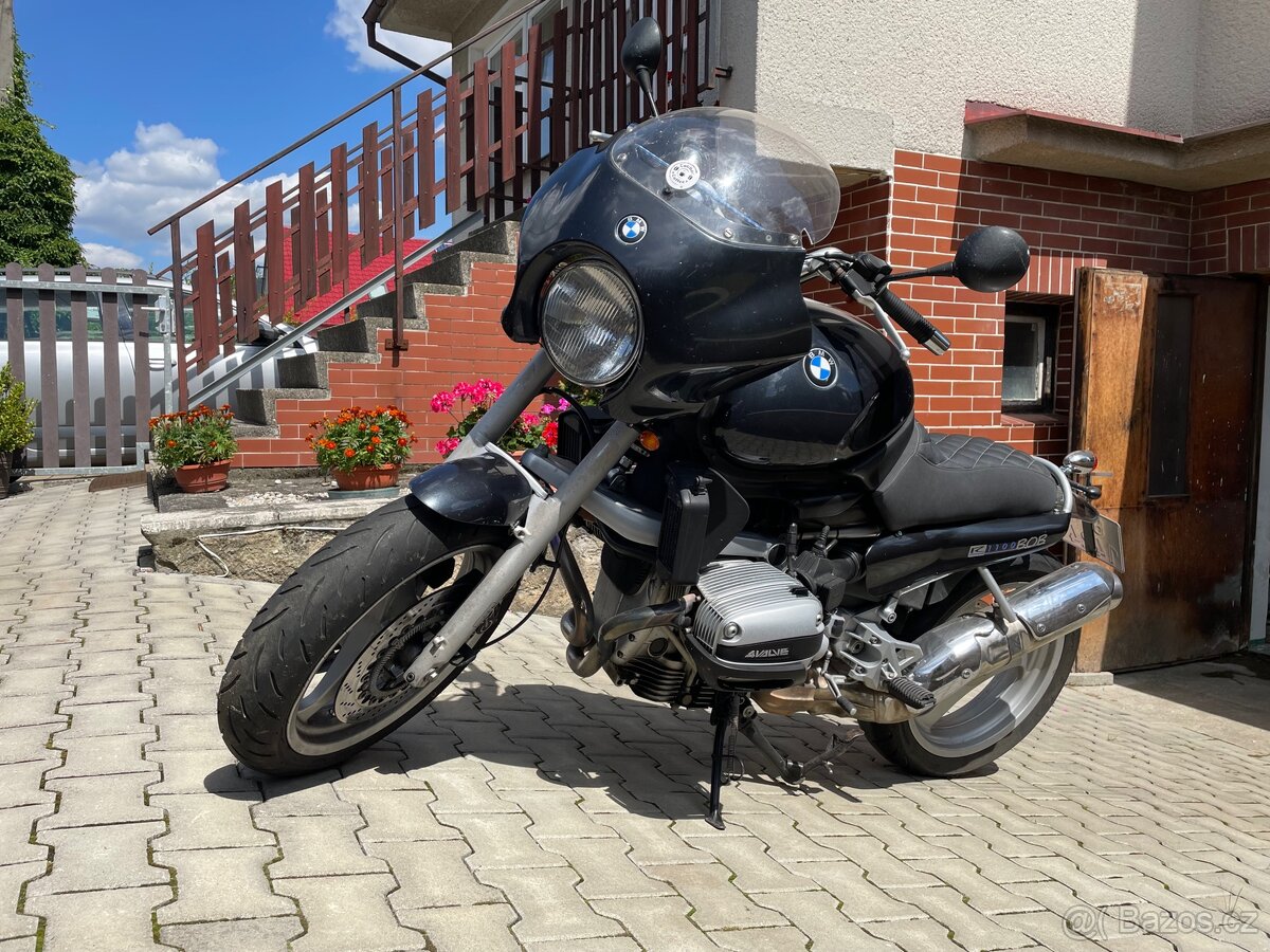 BMW R1100R bobber