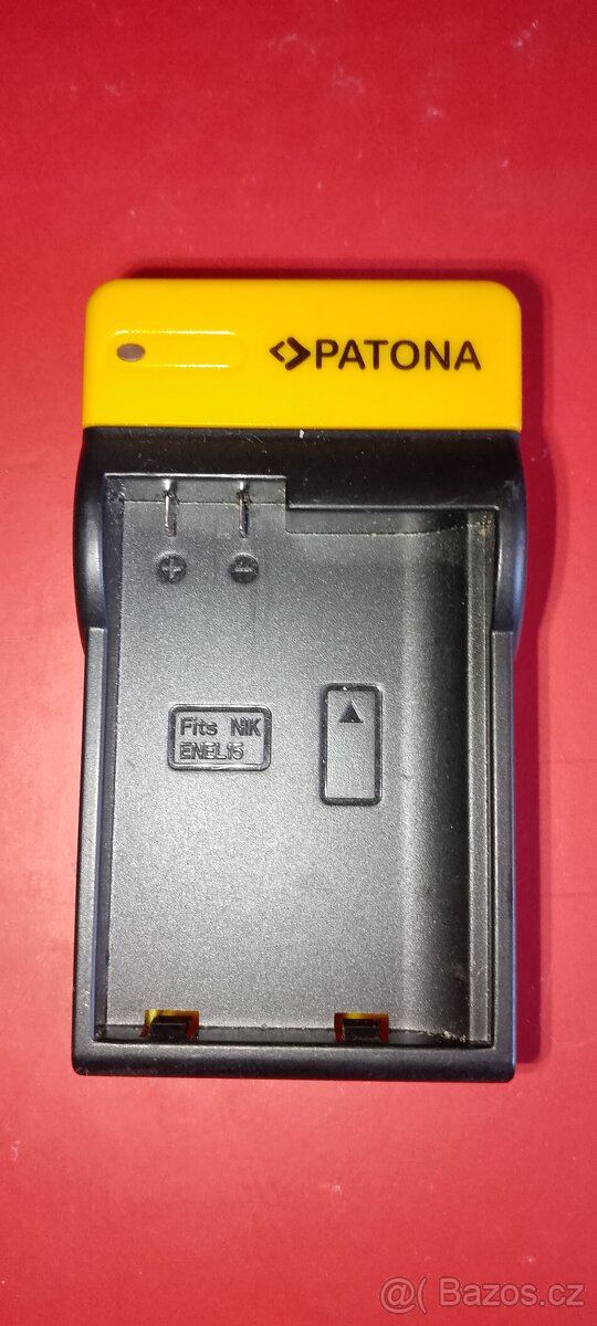 Nabíječka baterií Nikon EN-EL15