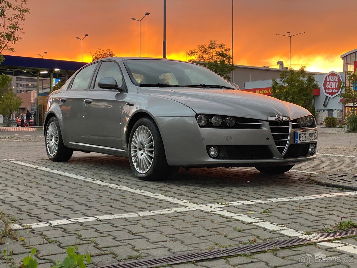 Alfa Romeo 159