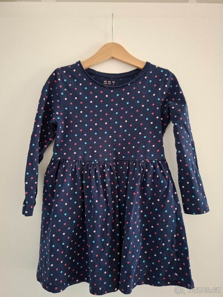Šaty F&F vel. 5 až 6 let + Balíkovna 50Kč