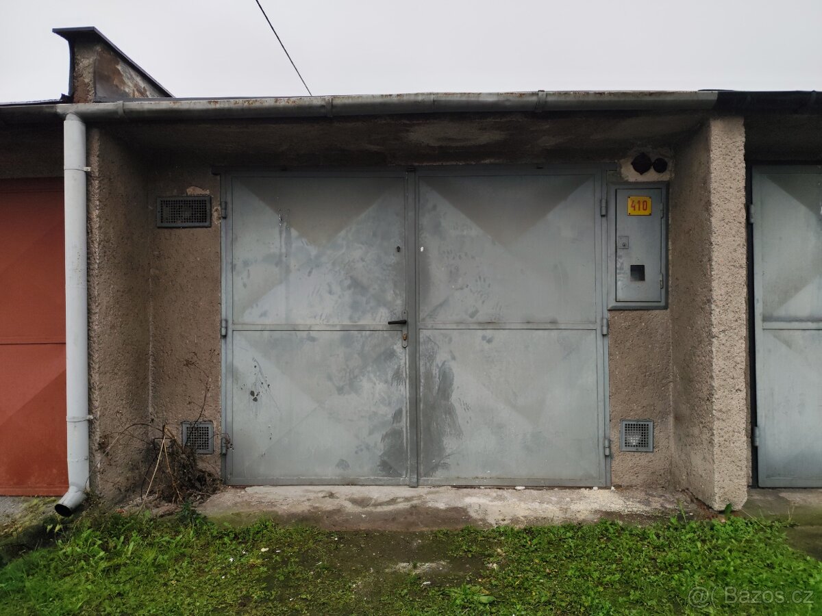 Garáž 32m2