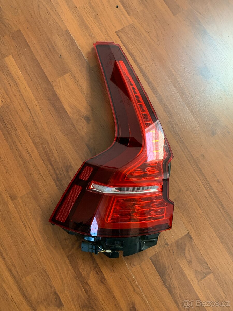 Levé zadní světlo Volvo V60