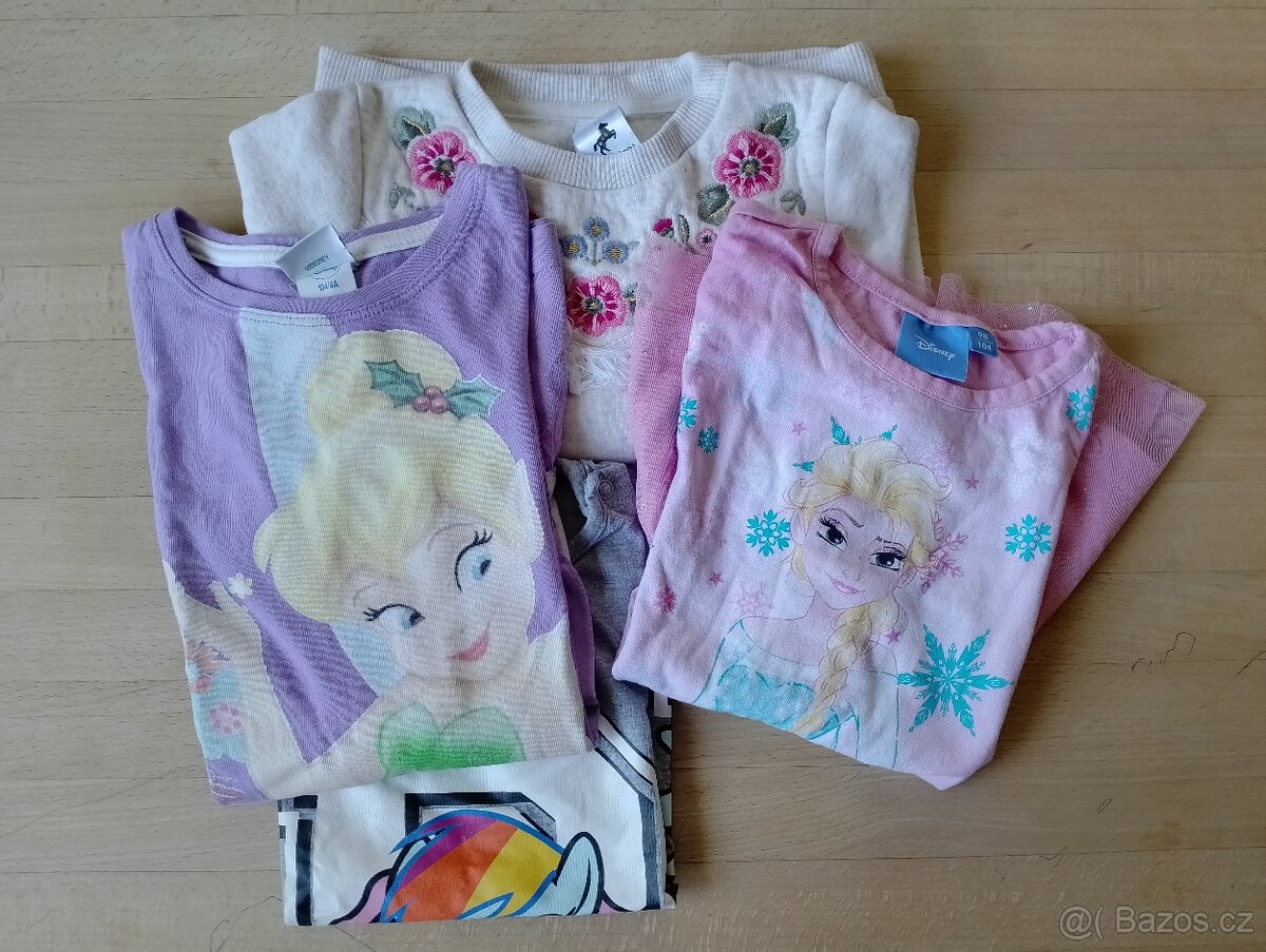 Malý balíček trička+ mikina vel. 98/104