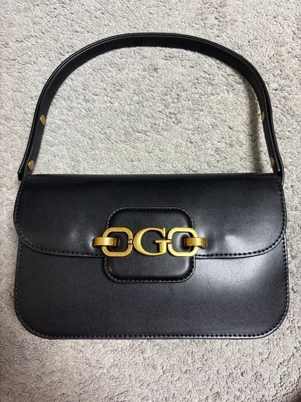 Guess Hensely černá kabelka crossbody