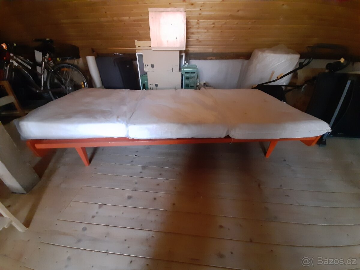 Postel - gauč rozkládací