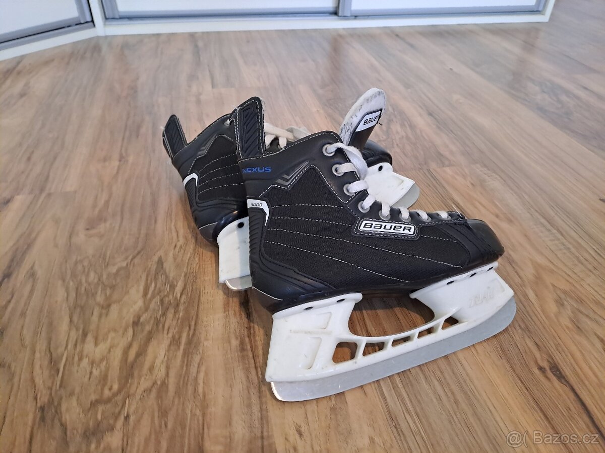 Dětské hokejové brusle Bauer Nexus vel.36