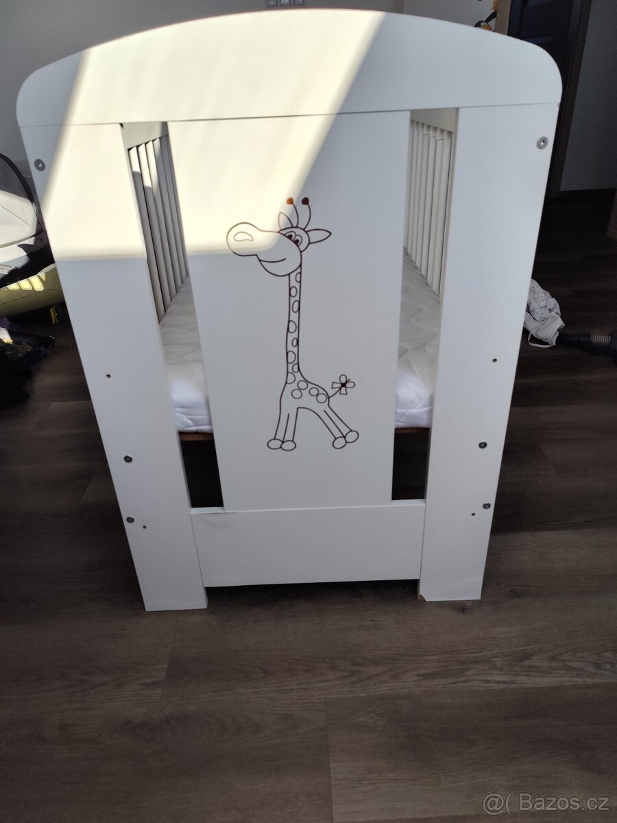 Postýlka s matrací