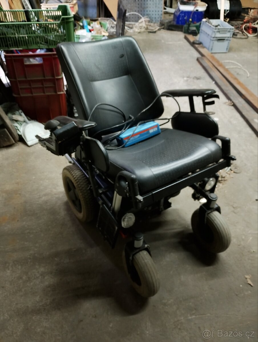 Elektrický invalidní vozík Puma