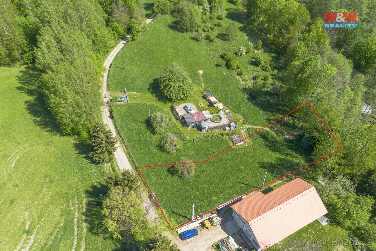 Prodej pozemku k bydlení, 1075 m², Morašice - Holičky