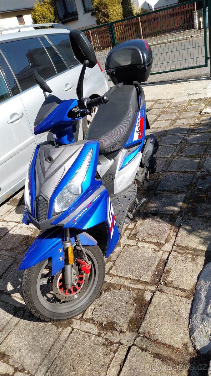 Skutr Maxon Ardour 125