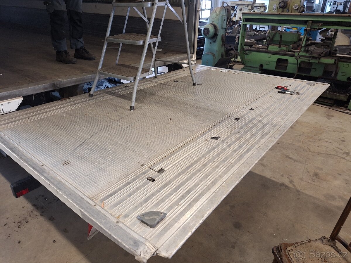 Hydraulické čelo rv2019