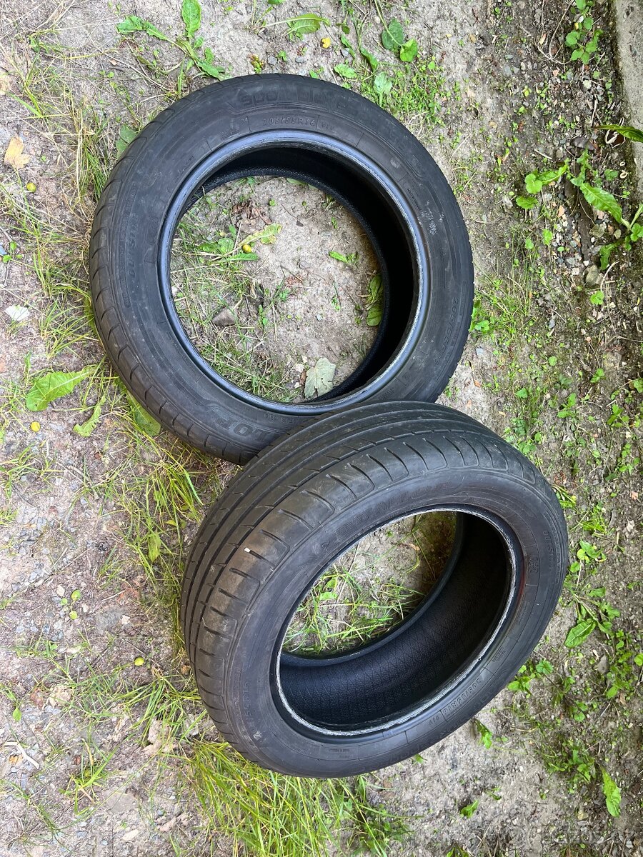 Letní pneu DUNLOP 205/55 R16 starší
