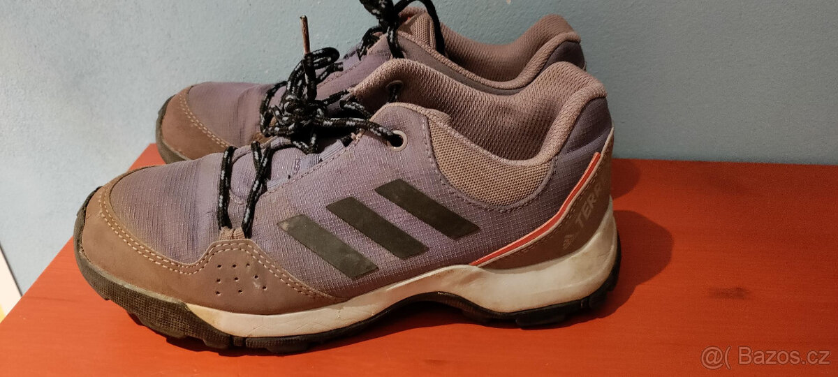 Prodám dětské tenisky ADIDAS Terrex v. 35