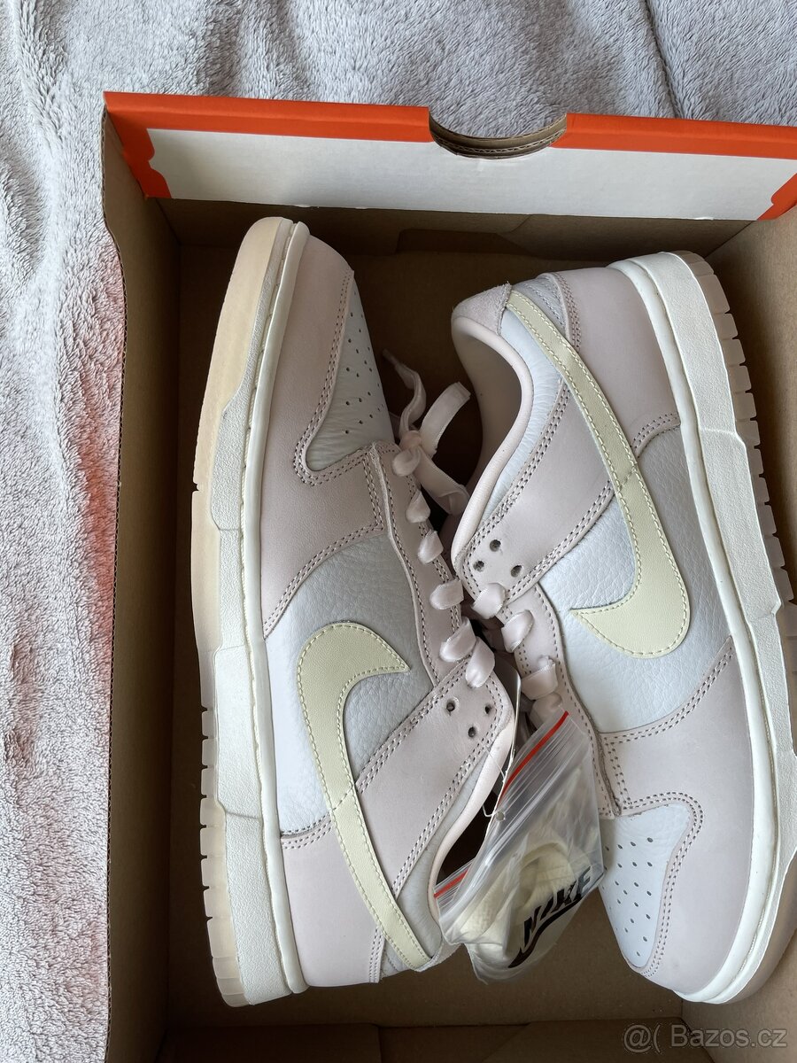 Nike Dunk Low PRM vel. 41/26,5cm
