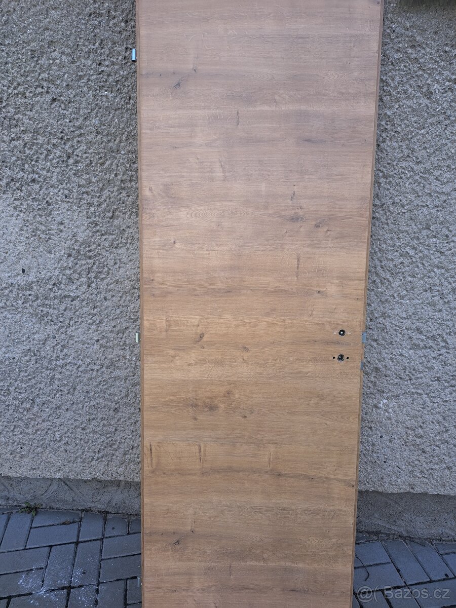 Prodám kvalitní interiové dřevěné dveře