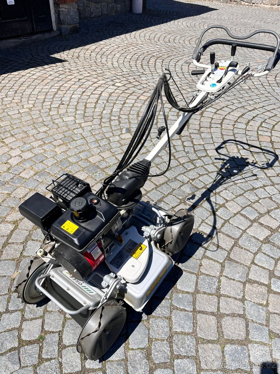 Svahový mulčovač OREC SP1000