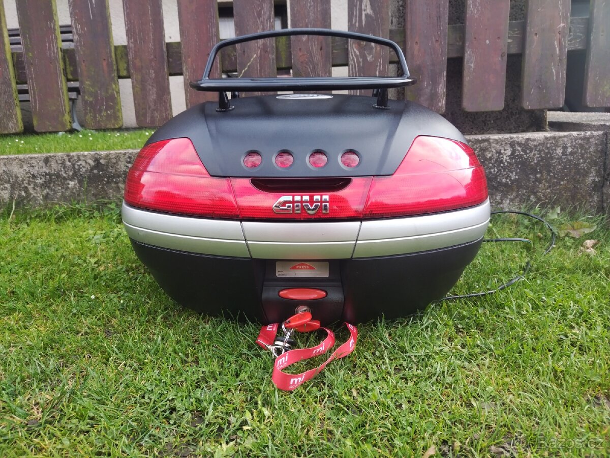Kufr na moto GIVI V 46