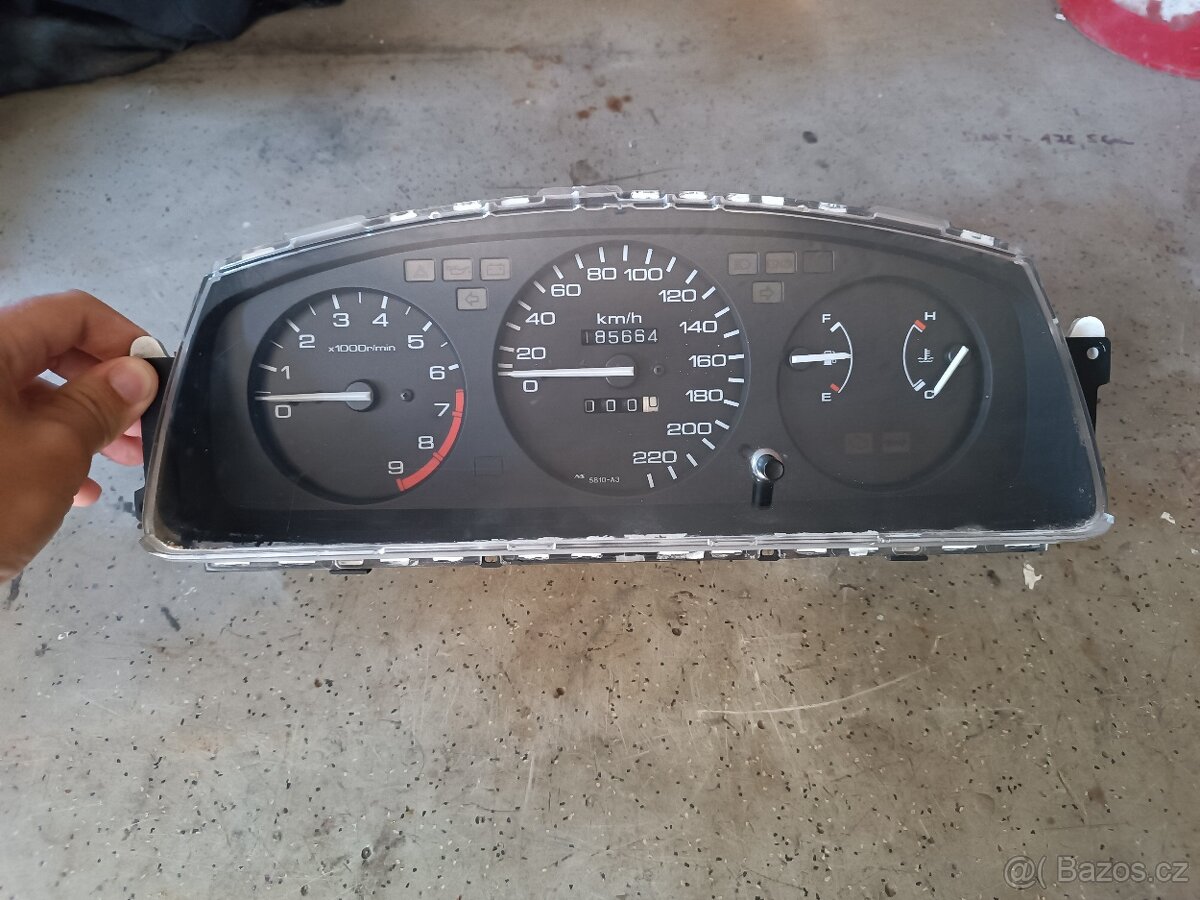 Budíky Honda Civic 5g