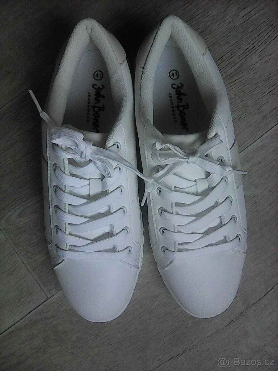 Prodám nové dámské polobotky vel.41