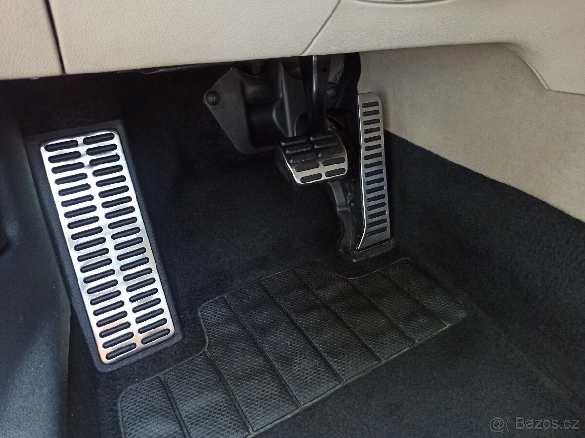 Chrómové nášlapy pre ŠKODA / VW / Seat