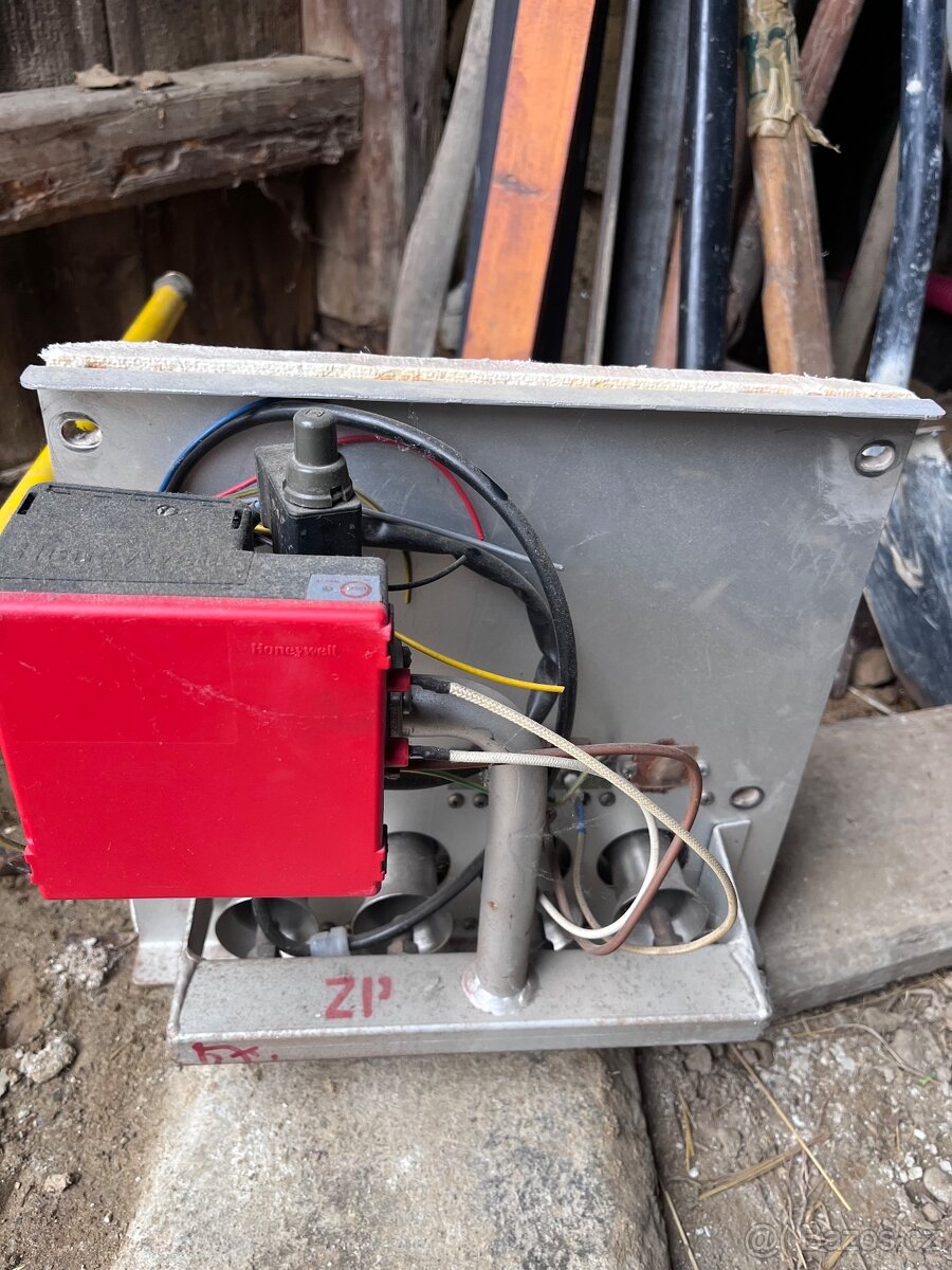 Prodám hořák na plynový kotel viadrus