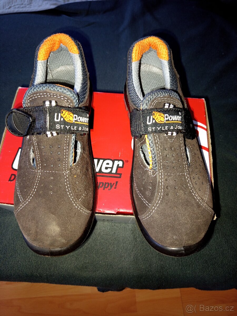 Prodám pracovní boty nové nenošené