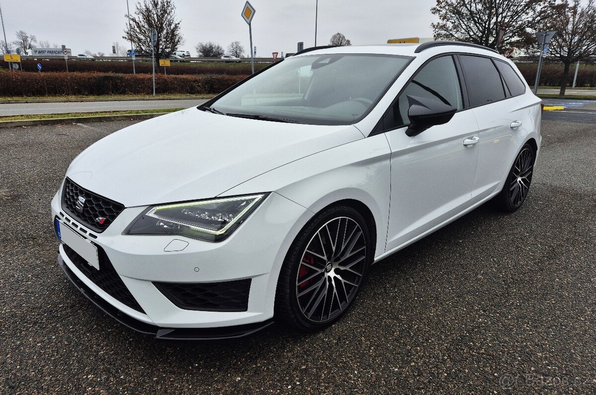 SEAT LEON CUPRA 290⭐ LED PANORAMA SEAT SOUND TOP STAV ALU19´
