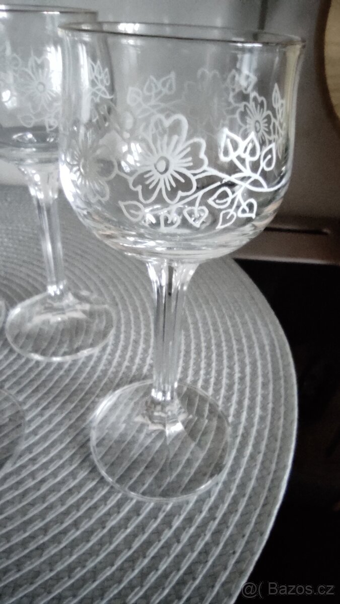 Skleničky na likér