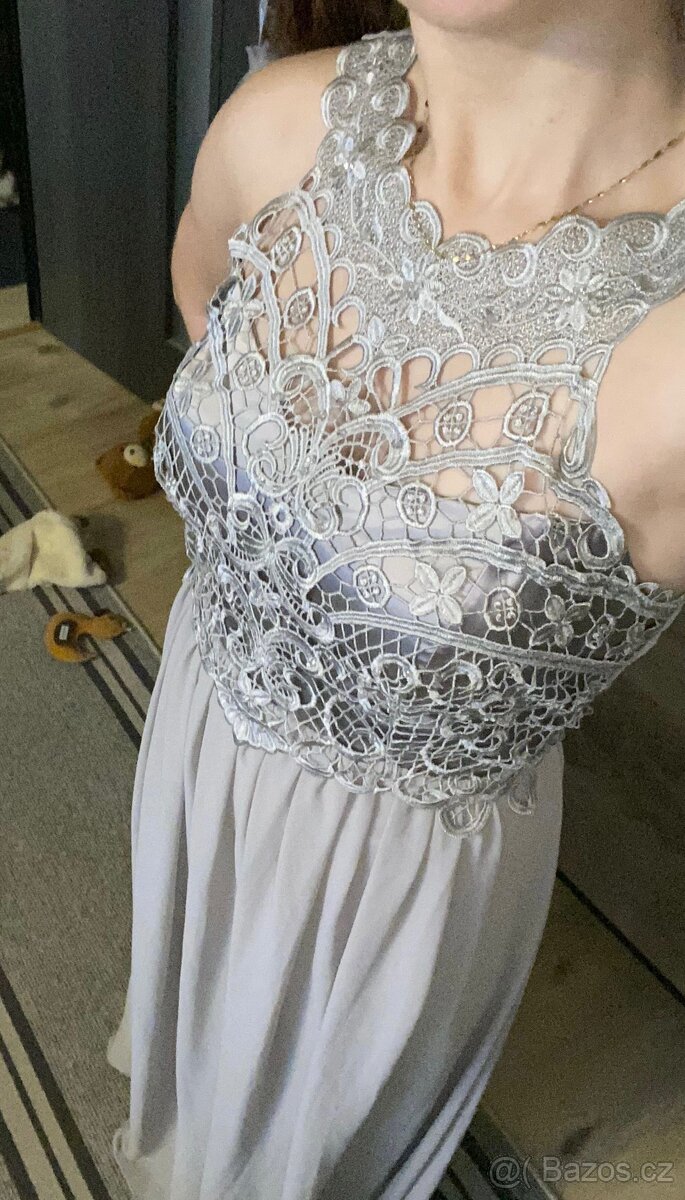 Plesové večerní šaty