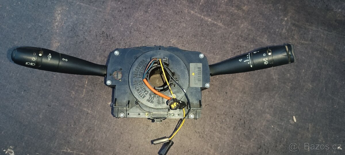 Peugeot/Citroen páčky pod volant