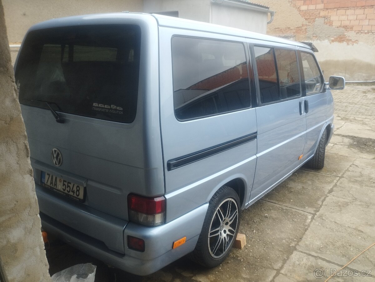 VW Caravelle T4 111kw 2001