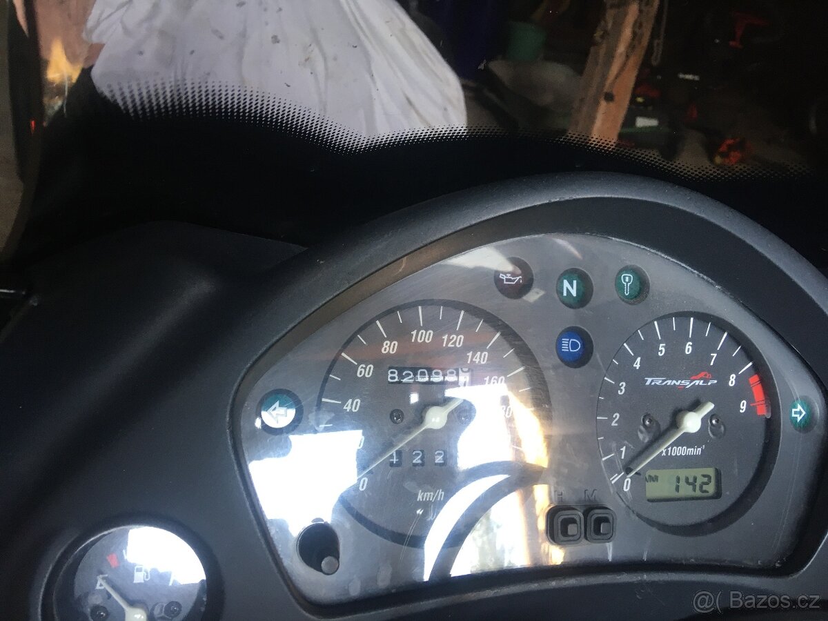 Honda transalp 650