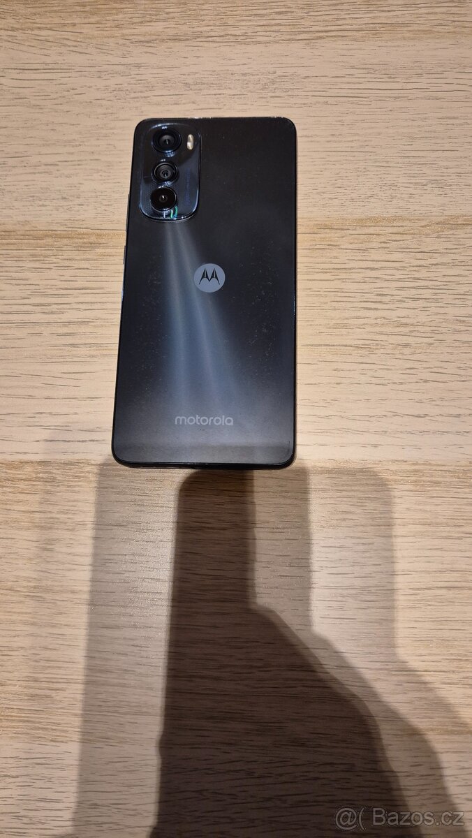 Motorola edge 30