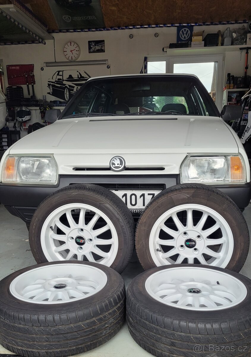 4x100 r15