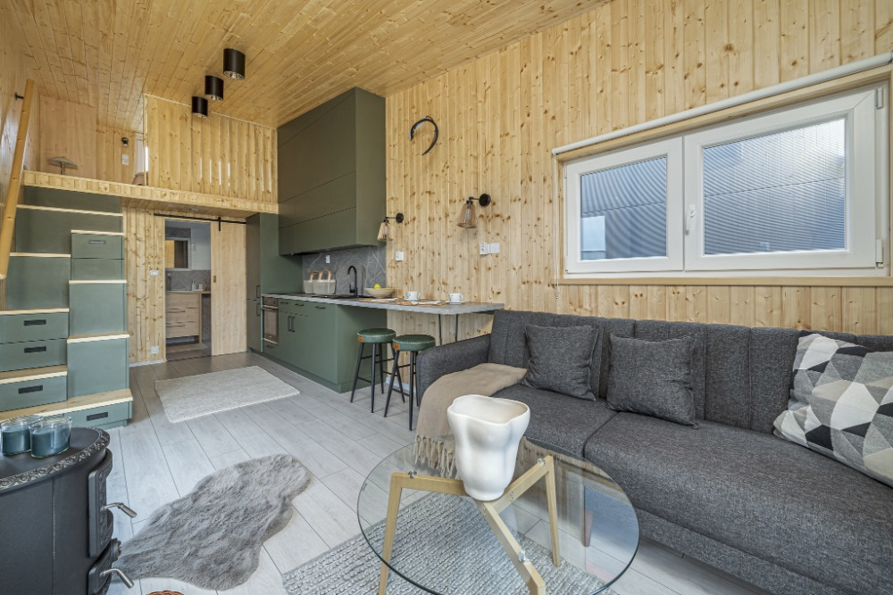 Novostavba tiny house s loftem – ihned k odběru