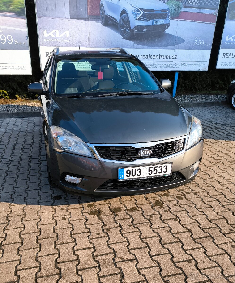 Ceed 1.6Crdi 85kw 2012 STK 6/2026