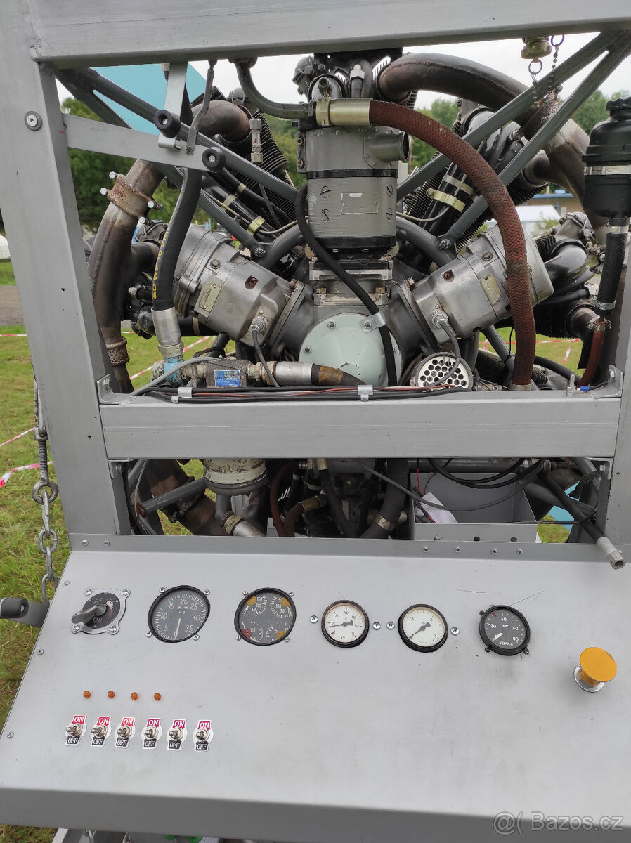 Hviezdicový motor M 462RF
