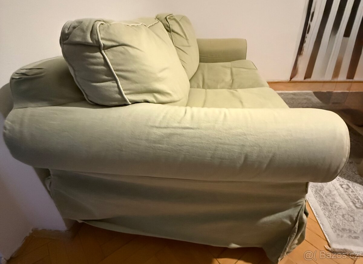Rozkladací sedačka s potahem