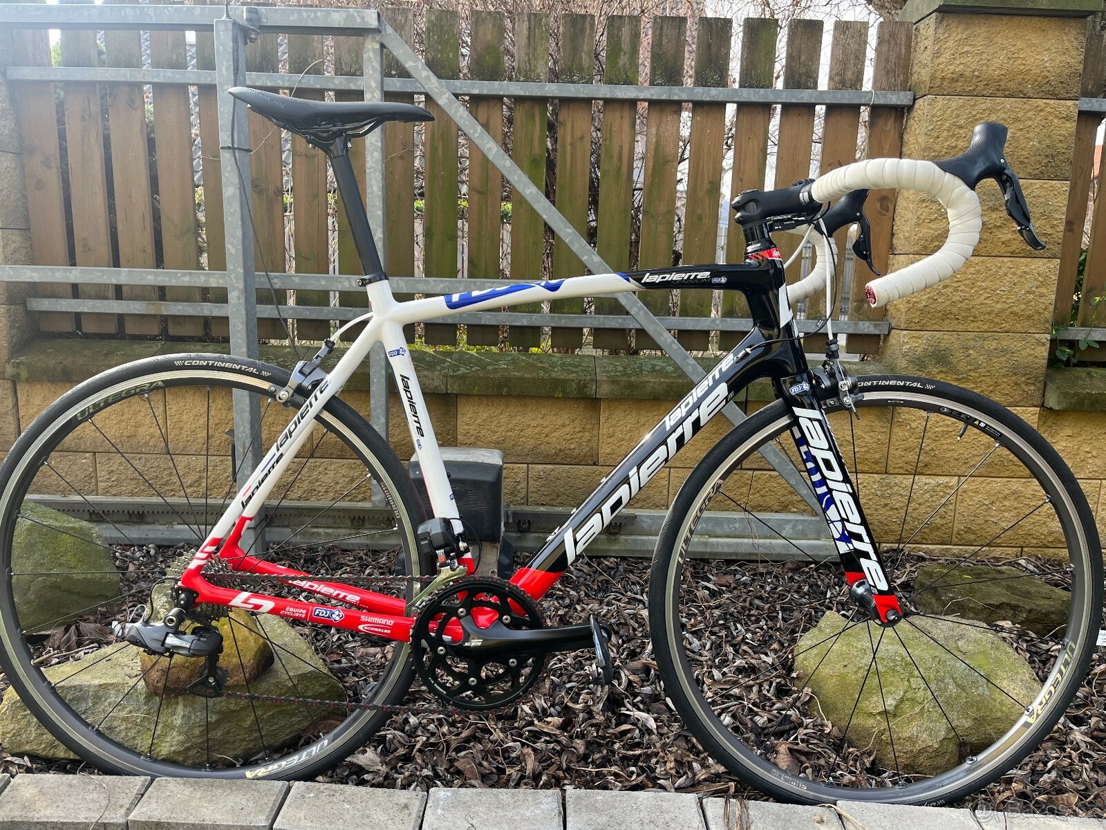 Silniční kolo Lapierre Sensium Carbon edice FDJ 56cm (L) Di2