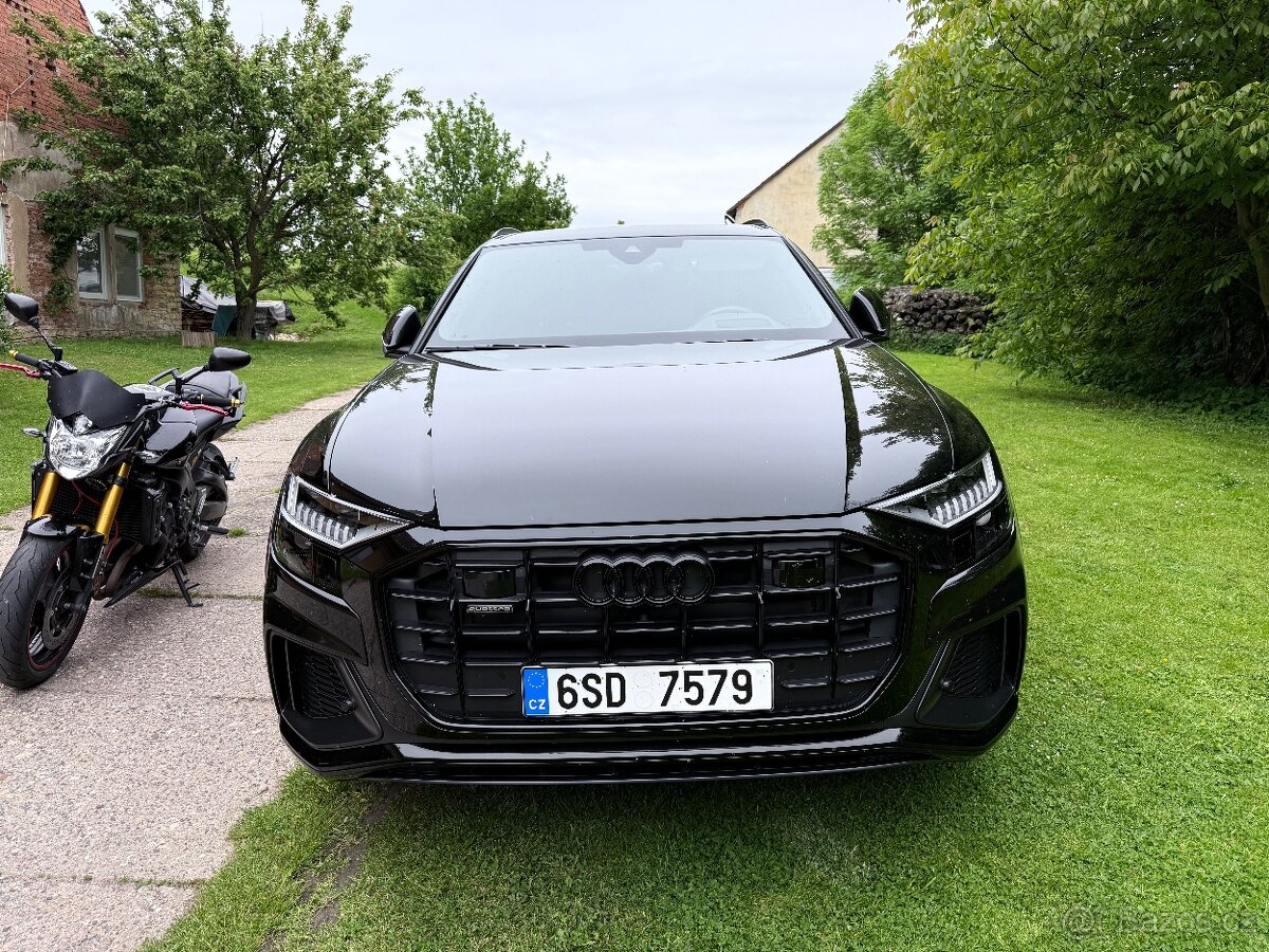 Rok 2023 Audi Q8 3.0 45 TDI Quattro S line
