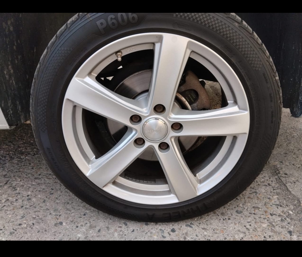 Letni kola 255/45 R18