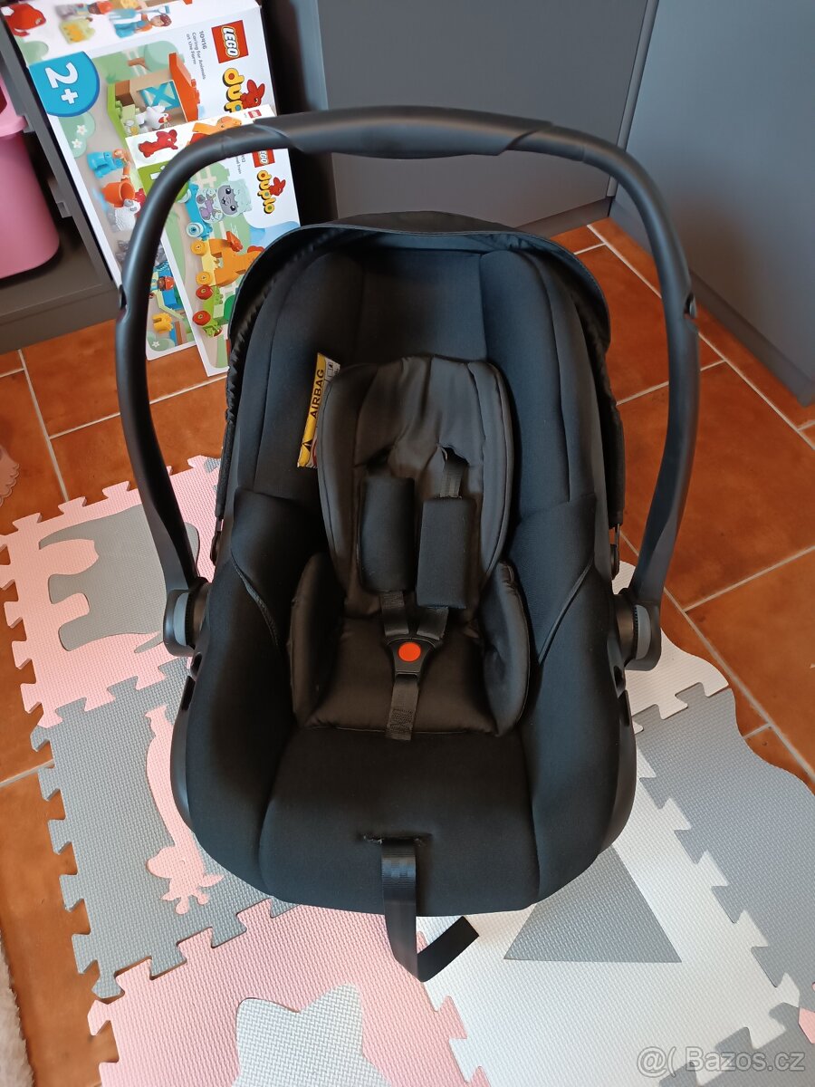 Dětská autosedačka, vajíčko