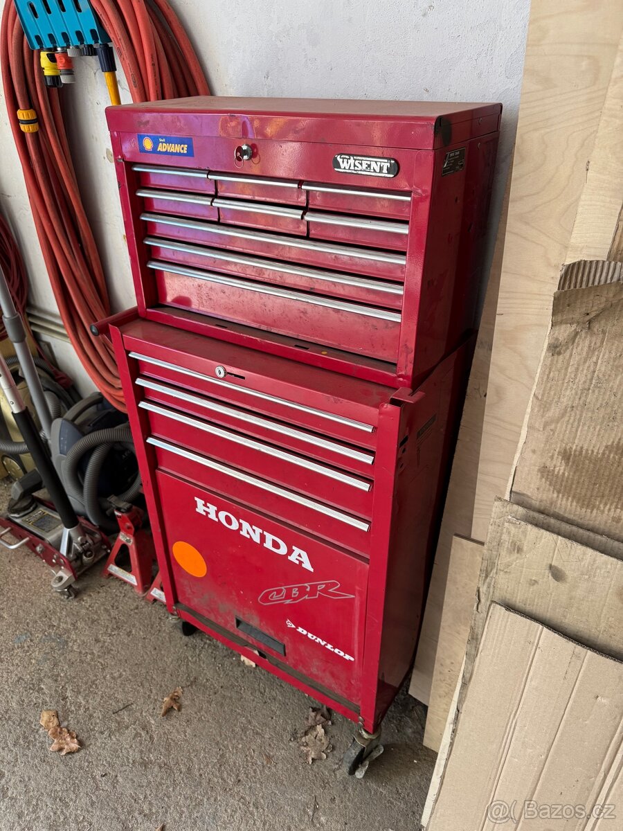 Box kufr na nářadí