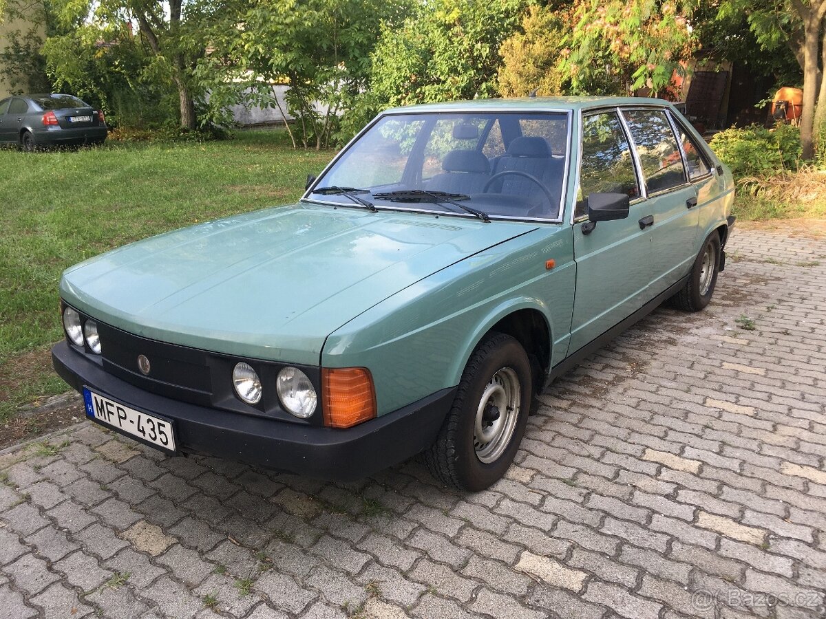 Tatra 613