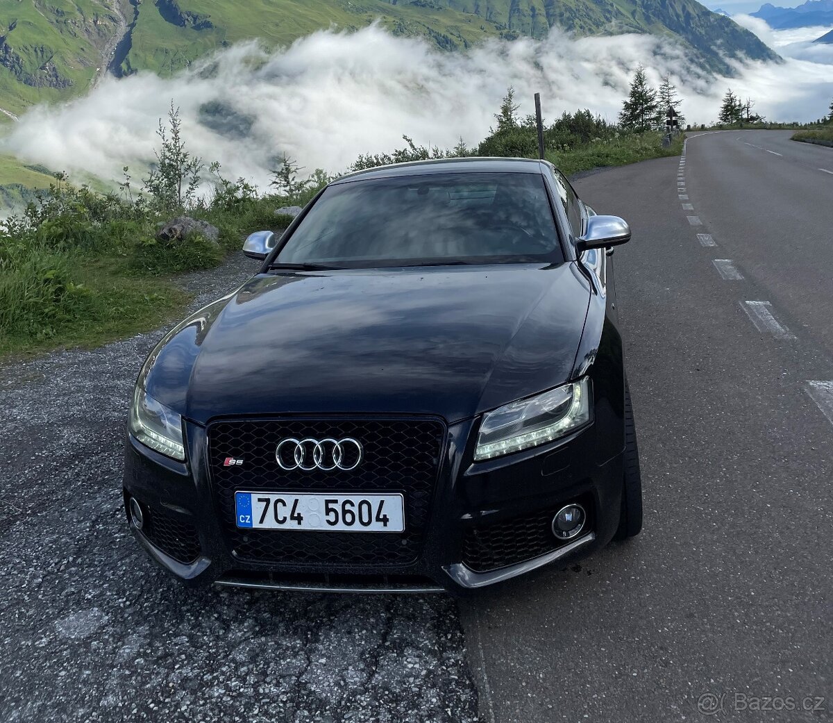 AUDI S5 4.2 V8 260KW