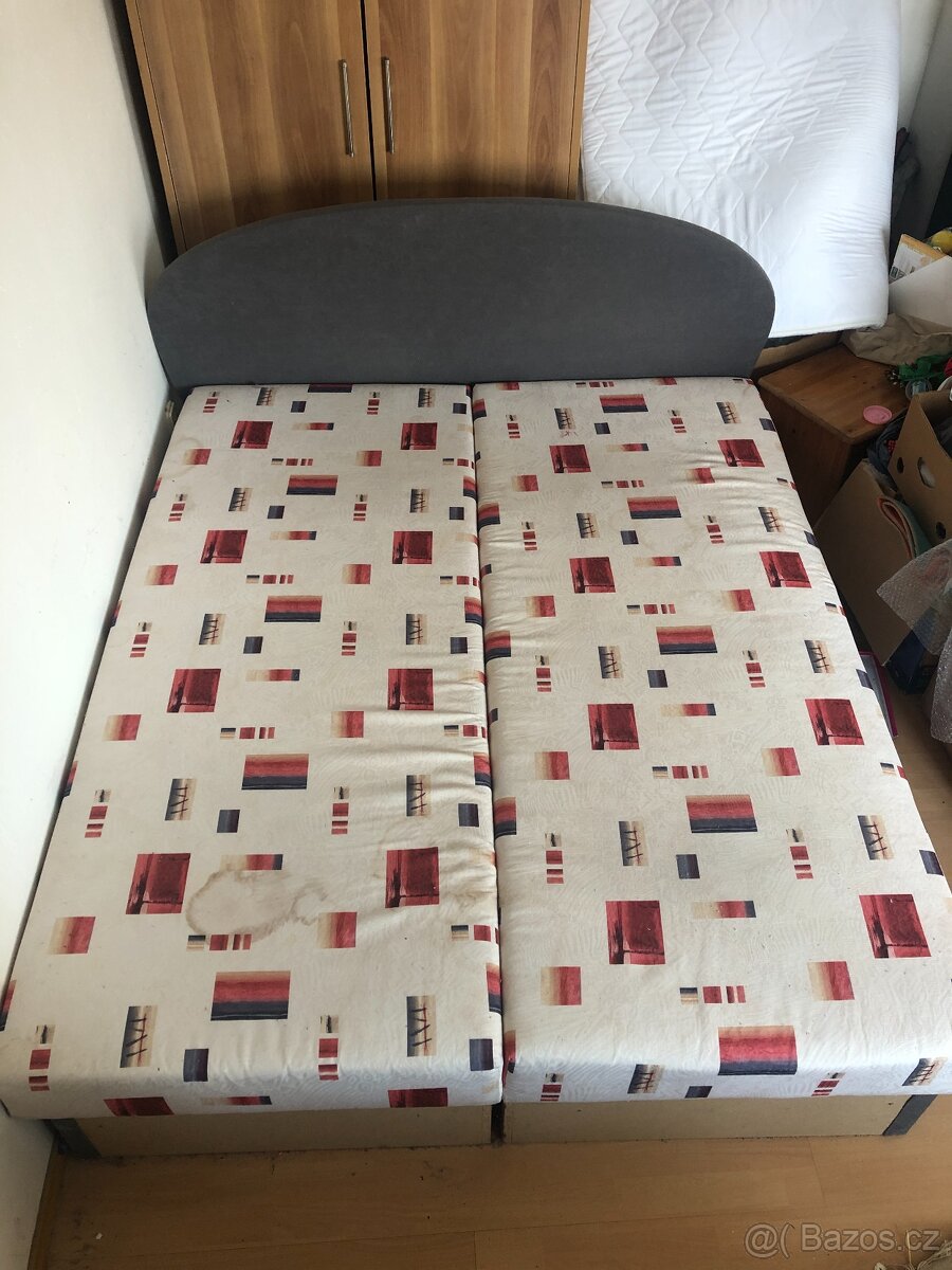 Čalouněná manželská postel 160x200 s úložným prostorem