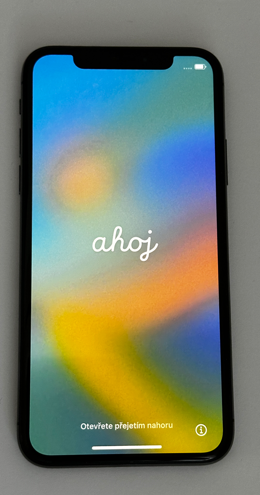 IPhone X 64GB komplet balení