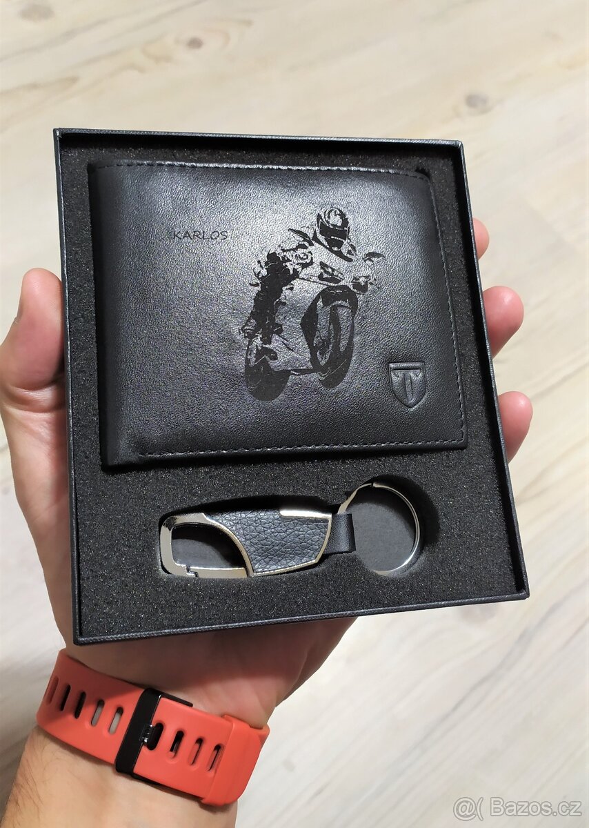 Motorkářská peněženka